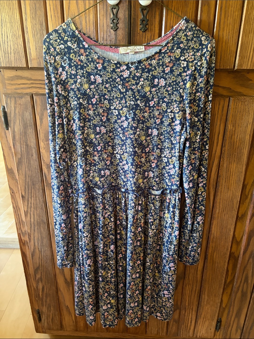 Rewind Navy Floral Long-Sleeve Dress
Size 14